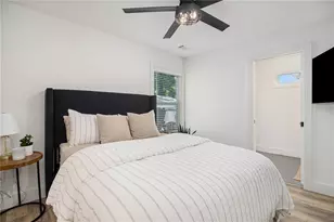 220 Birch St, Hapeville, GA 30354 - Photo 12