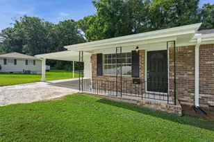 4861 Shadyrest Dr, Powder Springs, GA 30127 - Photo 2