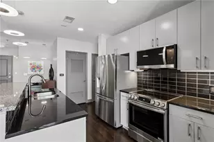 44 Peachtree Pl NW, Atlanta, GA 30309 - Photo 6