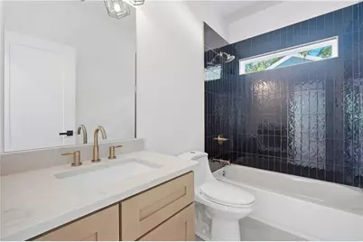 229 Wynnwood Drive SW, Atlanta, GA 30310 - Photo 12