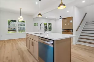 229 Wynnwood Dr SW, Atlanta, GA 30310 - Photo 6
