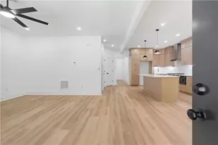229 Wynnwood Dr SW, Atlanta, GA 30310 - Photo 2