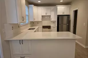 2613 Pierce Brennen Ct, Lawrenceville, GA 30043 - Photo 2