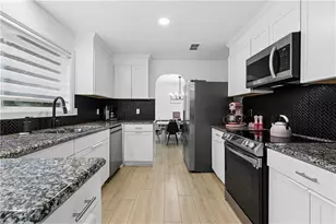 700 Cedar Knoll Dr, Roswell, GA 30076 - Photo 16