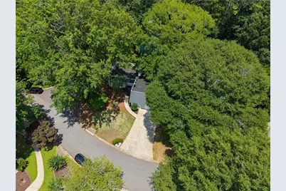 700 Cedar Knoll Drive, Roswell, GA 30076 - Photo 44
