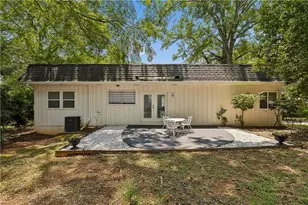 700 Cedar Knoll Dr, Roswell, GA 30076 - Photo 44