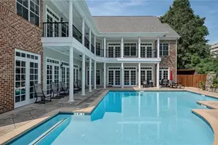 1128 Glenridge Pl, Atlanta, GA 30342 - Photo 34