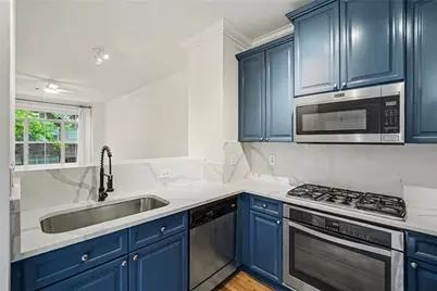 1128 Glenridge Place, Atlanta, GA 30342 - Photo 2