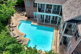 1128 Glenridge Pl, Atlanta, GA 30342 - Photo 32