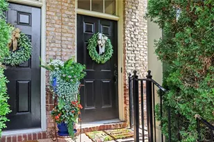 7460 Glisten Ave, Atlanta, GA 30328 - Photo 4