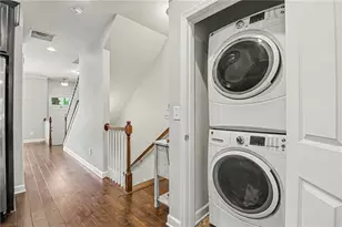 7460 Glisten Ave, Atlanta, GA 30328 - Photo 14