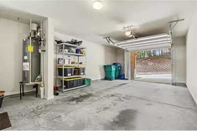 7460 Glisten Avenue, Atlanta, GA 30328 - Photo 24