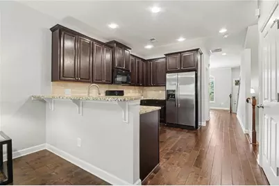 7460 Glisten Avenue, Atlanta, GA 30328 - Photo 12