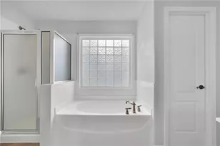 4100 Lake Pass Ln, Suwanee, GA 30024 - Photo 26