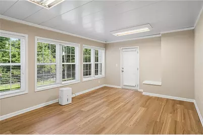 1055 Lee Circle NE, Atlanta, GA 30324 - Photo 28