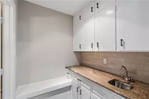 1055 Lee Cir NE, Atlanta, GA 30324 - Photo 22