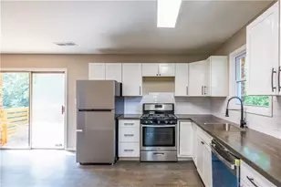2680 Dunmoreland Terrace, South Fulton, GA 30349 - Photo 16
