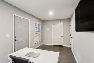 805 Highland Green Way NE, Atlanta, GA 30306 - Photo 28