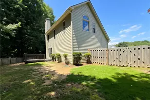 1707 Hidden Pond Cir, Lawrenceville, GA 30043 - Photo 28