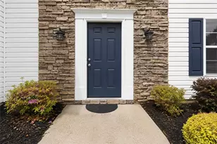 405 Plantation Way, Woodstock, GA 30188 - Photo 2