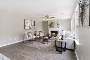 405 Plantation Way, Woodstock, GA 30188 - Photo 10