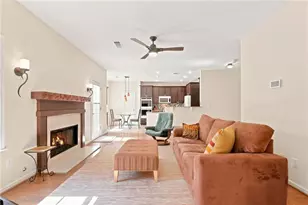 12815 Morningpark Cir, Alpharetta, GA 30004 - Photo 10