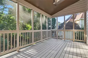 900 Secret Cove Dr, Sugar Hill, GA 30518 - Photo 20