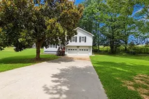 12 Fairfield Ct SW, Cartersville, GA 30120 - Photo 2