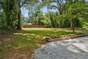401 Ashburton Ave SE, Atlanta, GA 30317 - Photo 4