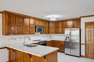 145 Shelli Ln, Roswell, GA 30075 - Photo 14