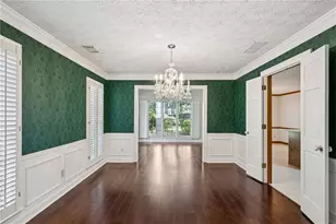 145 Shelli Ln, Roswell, GA 30075 - Photo 18