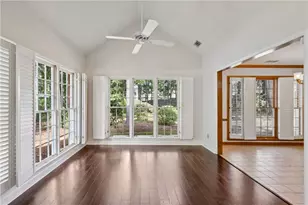 145 Shelli Ln, Roswell, GA 30075 - Photo 16
