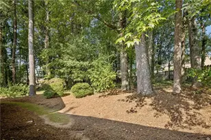 145 Shelli Ln, Roswell, GA 30075 - Photo 28