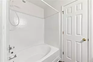 3055 Lakeside Cir, Covington, GA 30016 - Photo 16