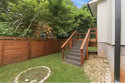 1084 Hubbard Street SW, Atlanta, GA 30310 - Photo 20