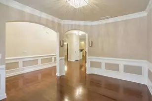 1641 Danbury Parc Pl NE, Atlanta, GA 30319 - Photo 4
