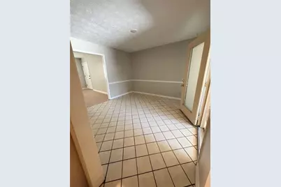 212 W Highland Avenue, Monroe, GA 30655 - Photo 2