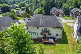 4461 Weston Dr SW, Lilburn, GA 30047 - Photo 32