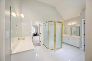 4461 Weston Dr SW, Lilburn, GA 30047 - Photo 16