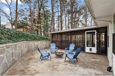 2560 Skyland Trail NE, Brookhaven, GA 30319 - Photo 18