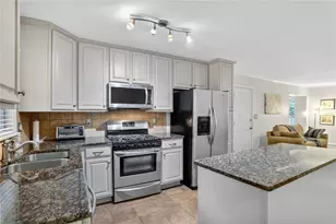 2560 Skyland Trail NE, Brookhaven, GA 30319 - Photo 8