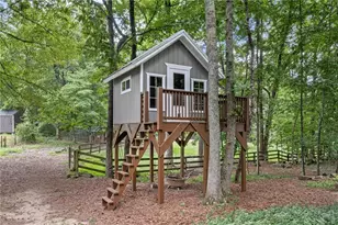 231 Trenton Ln, Canton, GA 30115 - Photo 36