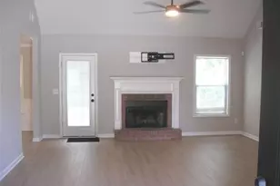 60 Lydia Ct, Covington, GA 30016 - Photo 2