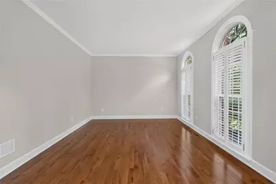 2093 Wrights Mill Circle NE, Atlanta, GA 30324 - Photo 6