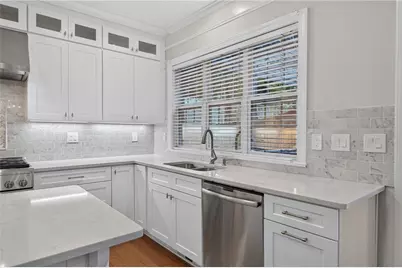 2093 Wrights Mill Circle NE, Atlanta, GA 30324 - Photo 18