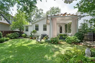 1657 Laurel Ave NW, Atlanta, GA 30318 - Photo 46
