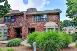 6110 Windsor Trace Dr, Peachtree Corners, GA 30092 - Photo 2