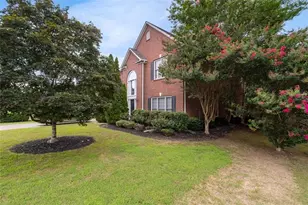 4341 Nesbin Dr NE, Kennesaw, GA 30144 - Photo 2