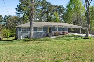 3941 Forest Dr, Lithia Springs, GA 30122 - Photo 4