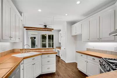 1180 Home Place Drive, Lawrenceville, GA 30043 - Photo 10